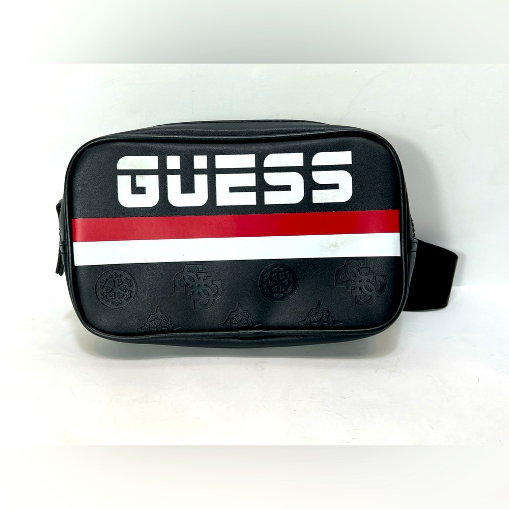 Men’s Guess waist bag.
